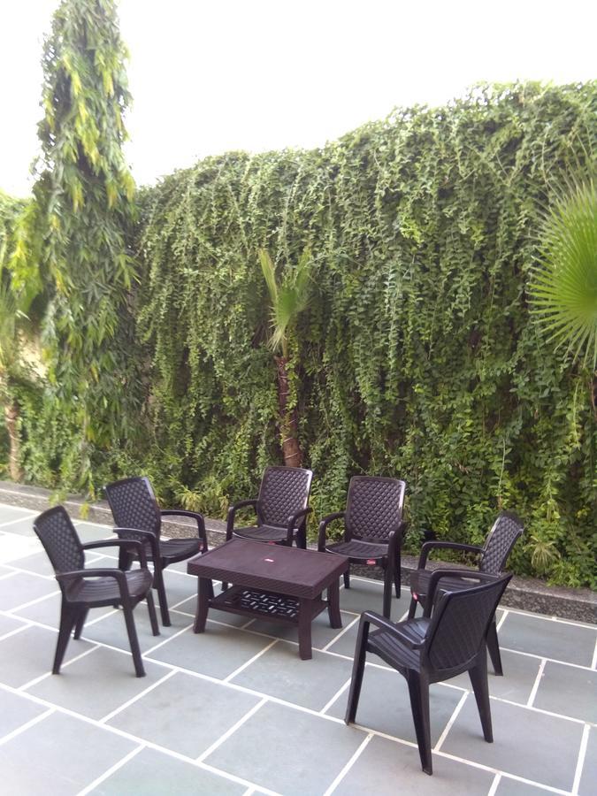 Primrose Hotel And Restaurant Sonipat Exterior photo